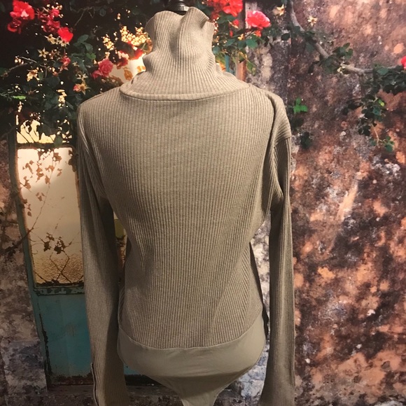 Bodysuit Turtleneck Top - Picture 7 of 8